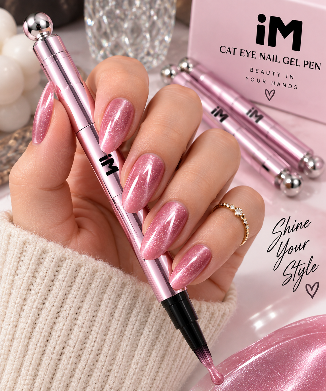 Nail Art Pen With A No-makeup Looklaid-back Cat-eye Gel Pen